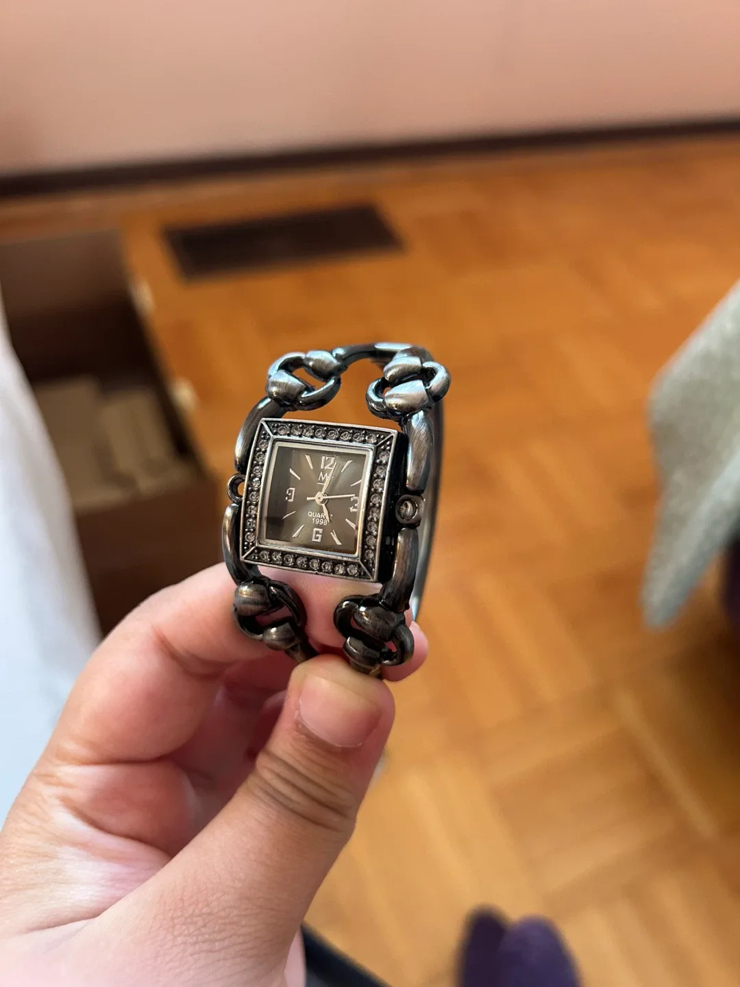 Dark Silver Ladies Bangle Watch (needs batteries) image indicator(3)