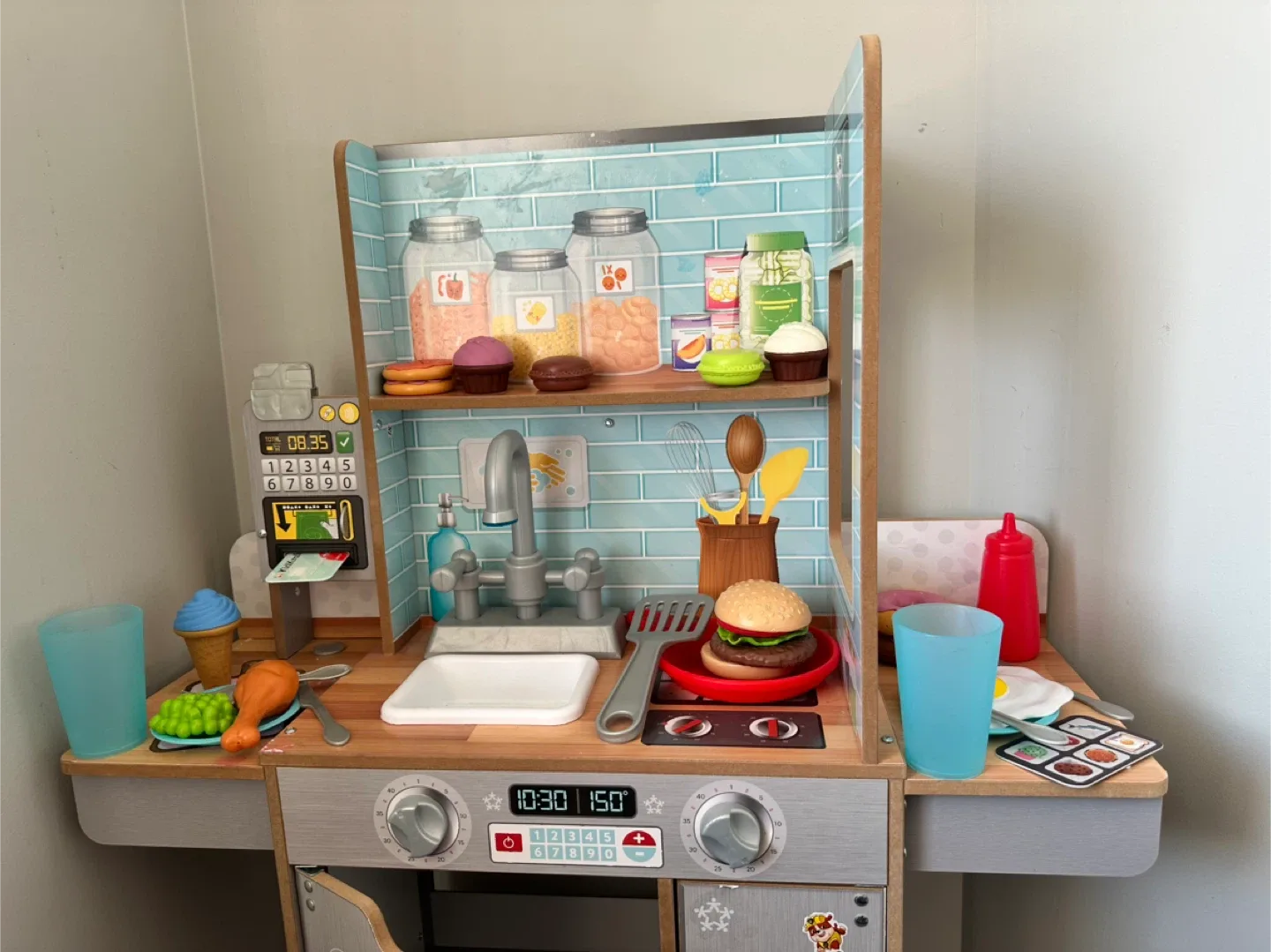 KidKraft Play Kitchen image indicator(3)