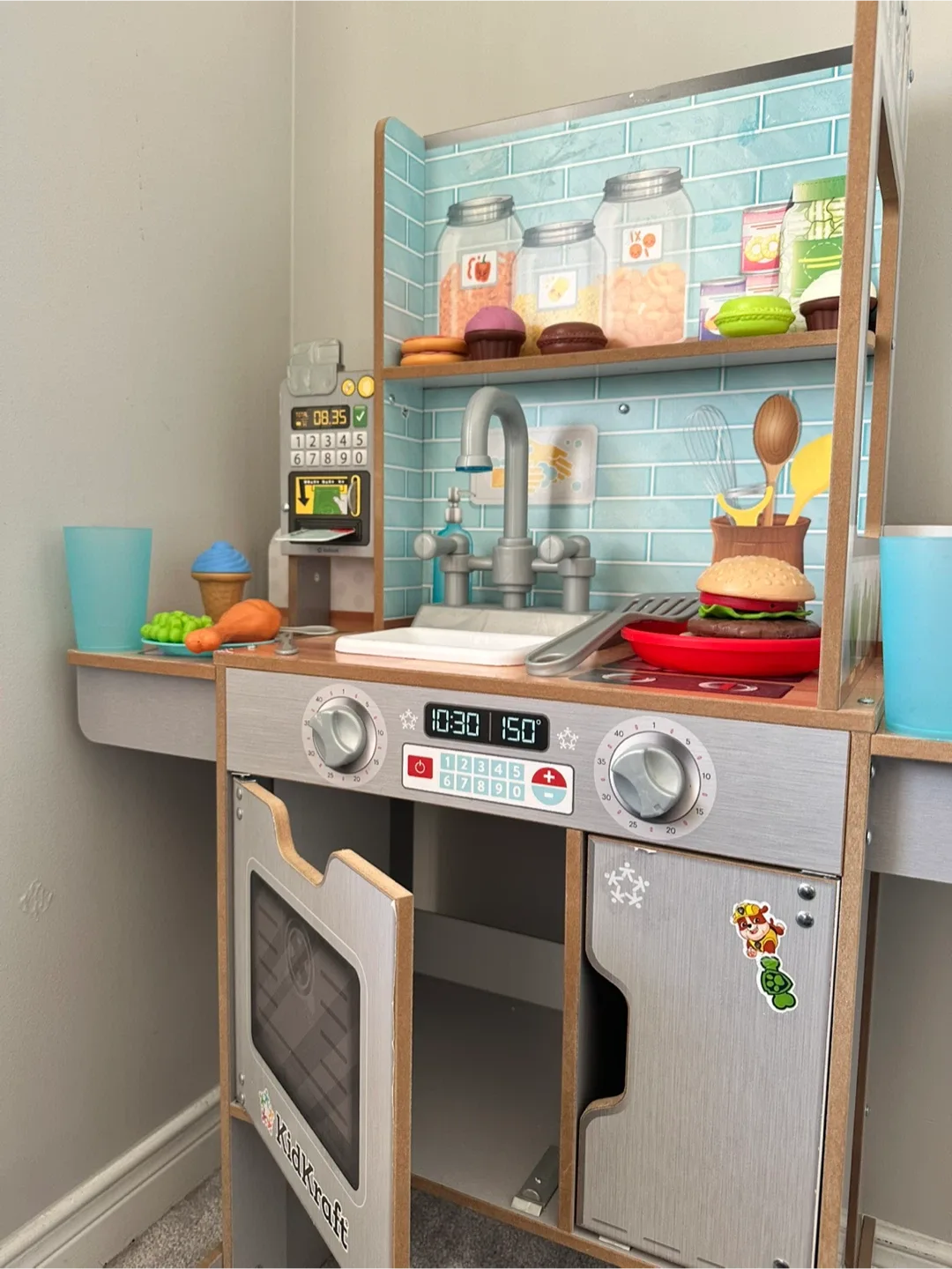 KidKraft Play Kitchen image indicator(2)