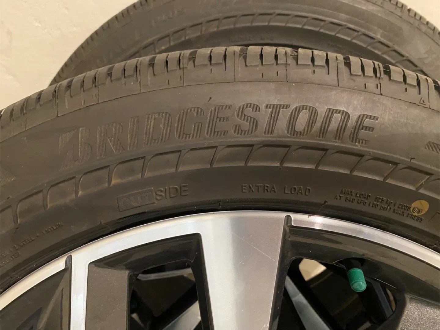 Audi Q5 OEM 19 inch Wheels & Tires (235/55R19) image indicator(7)