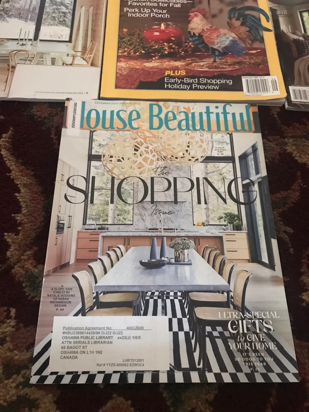 Variety of Home Decor Magazines image indicator(3)