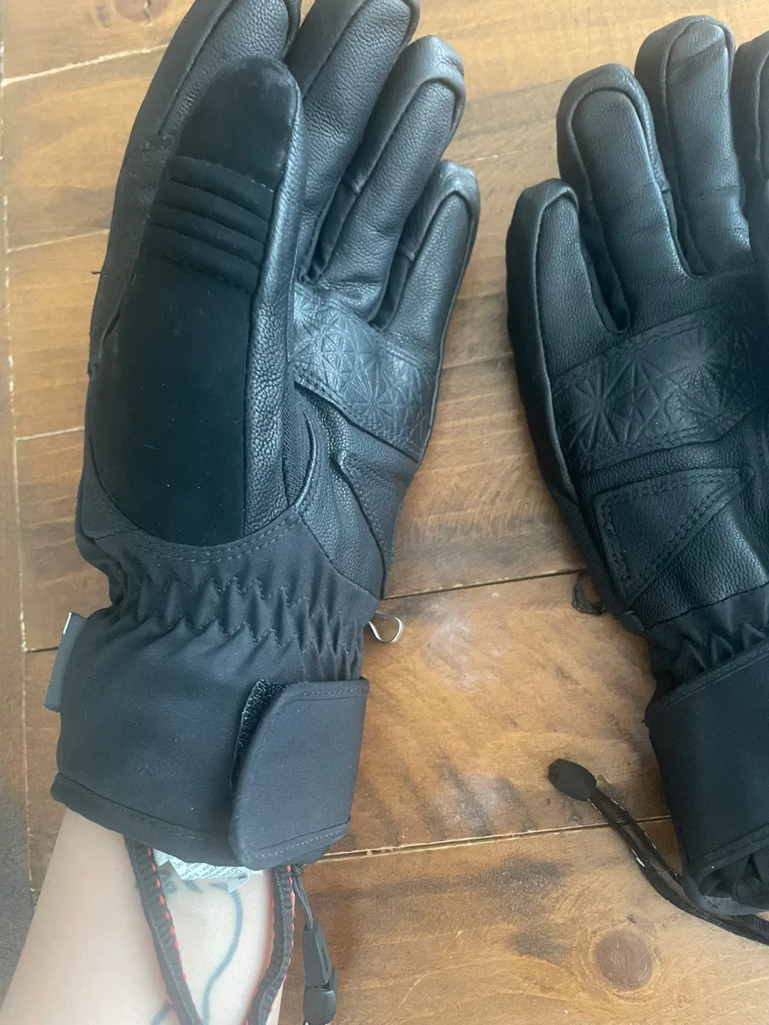 Wedze Softshell Ski/Snowboard Gloves image indicator(3)