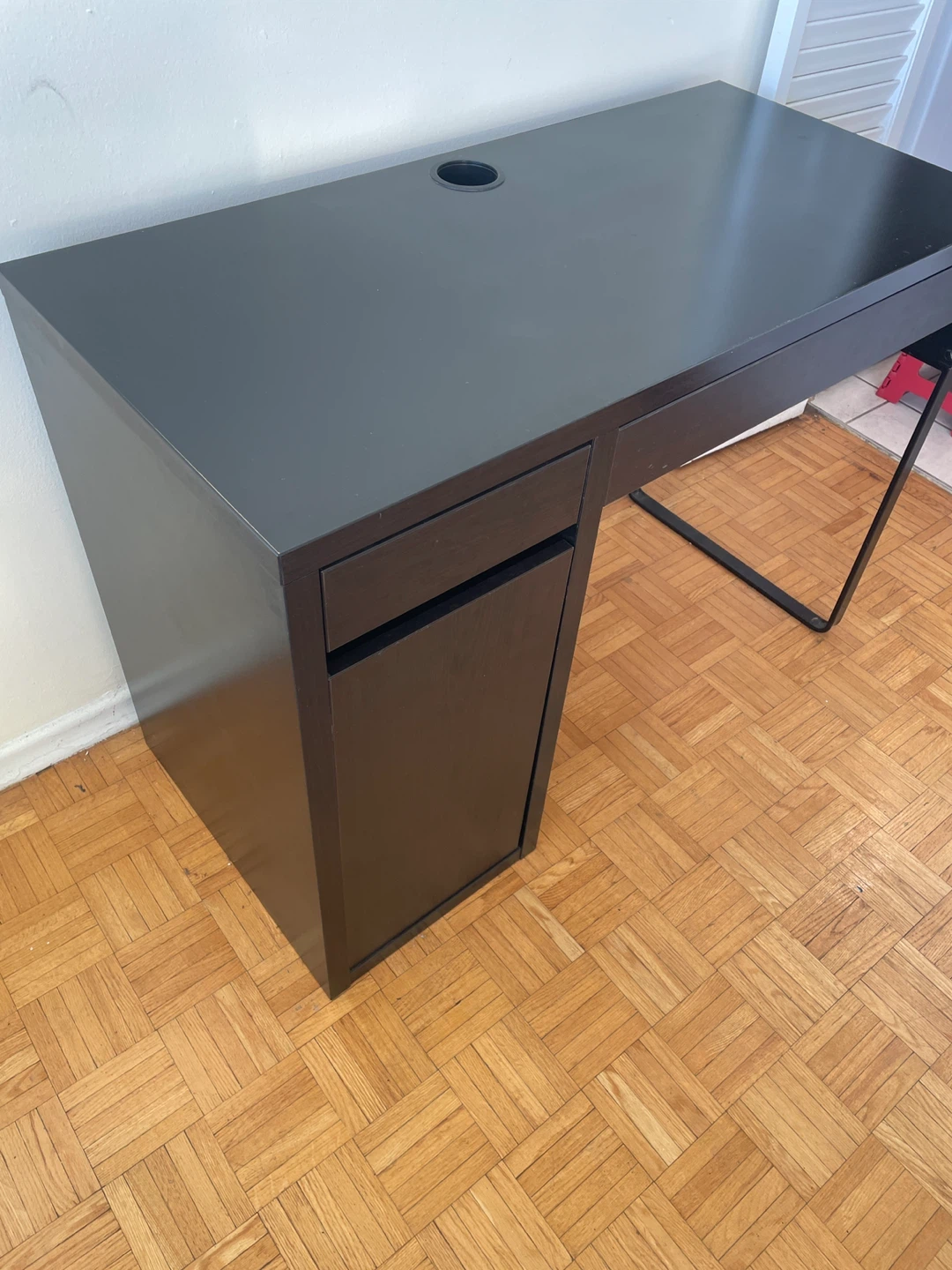 IKEA Micke Desk - Black - photo 2