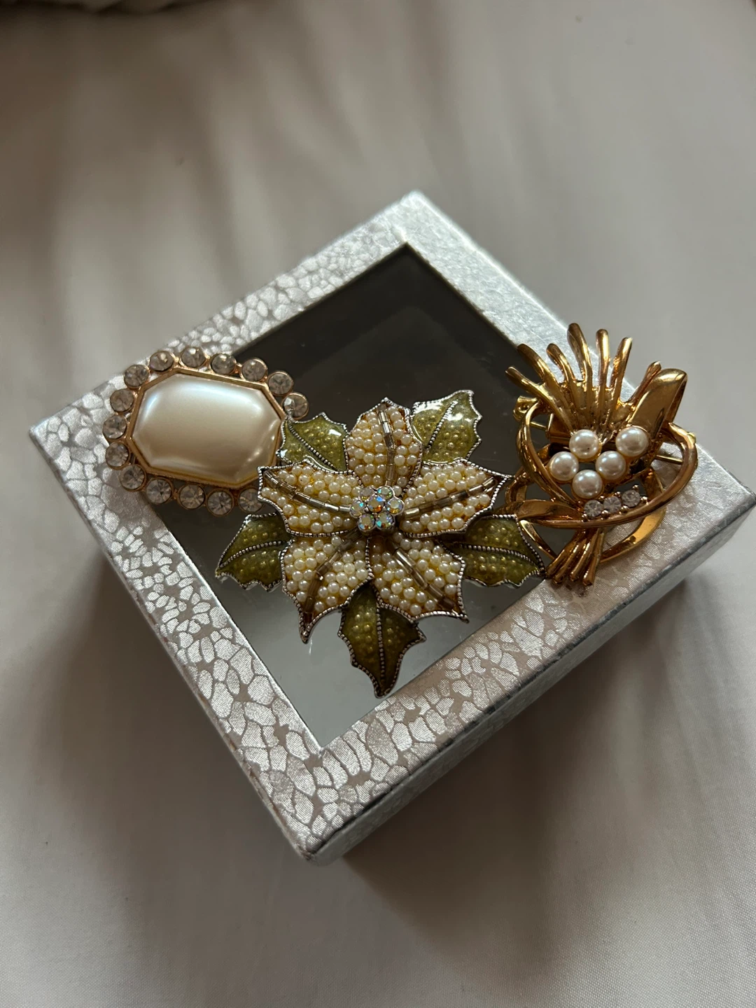 Vintage Brooch Pin Set of Three