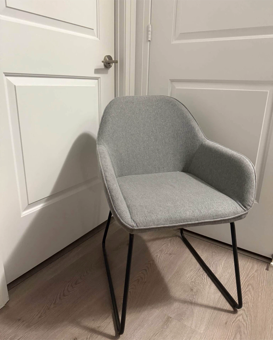 Grey Upholstered Accent Chair - photo 3