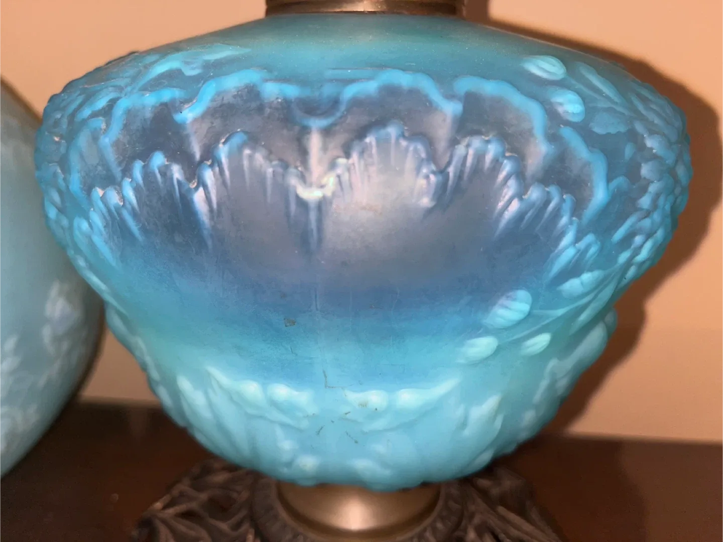 Antique Blue Glass Oil Lamp image indicator(3)