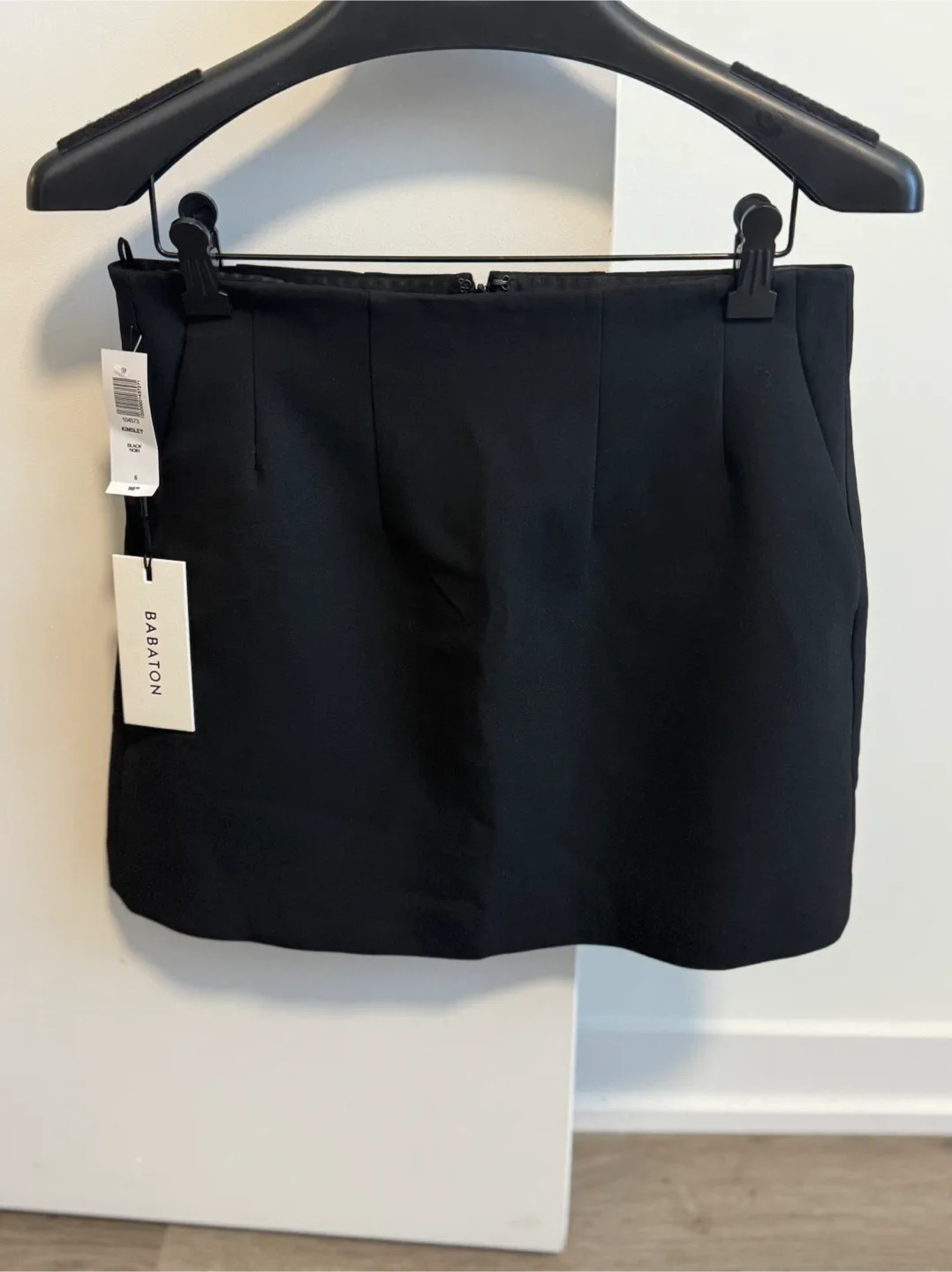 Babaton Frances Black Skirt & Jacket Set - Size M - New image indicator(2)