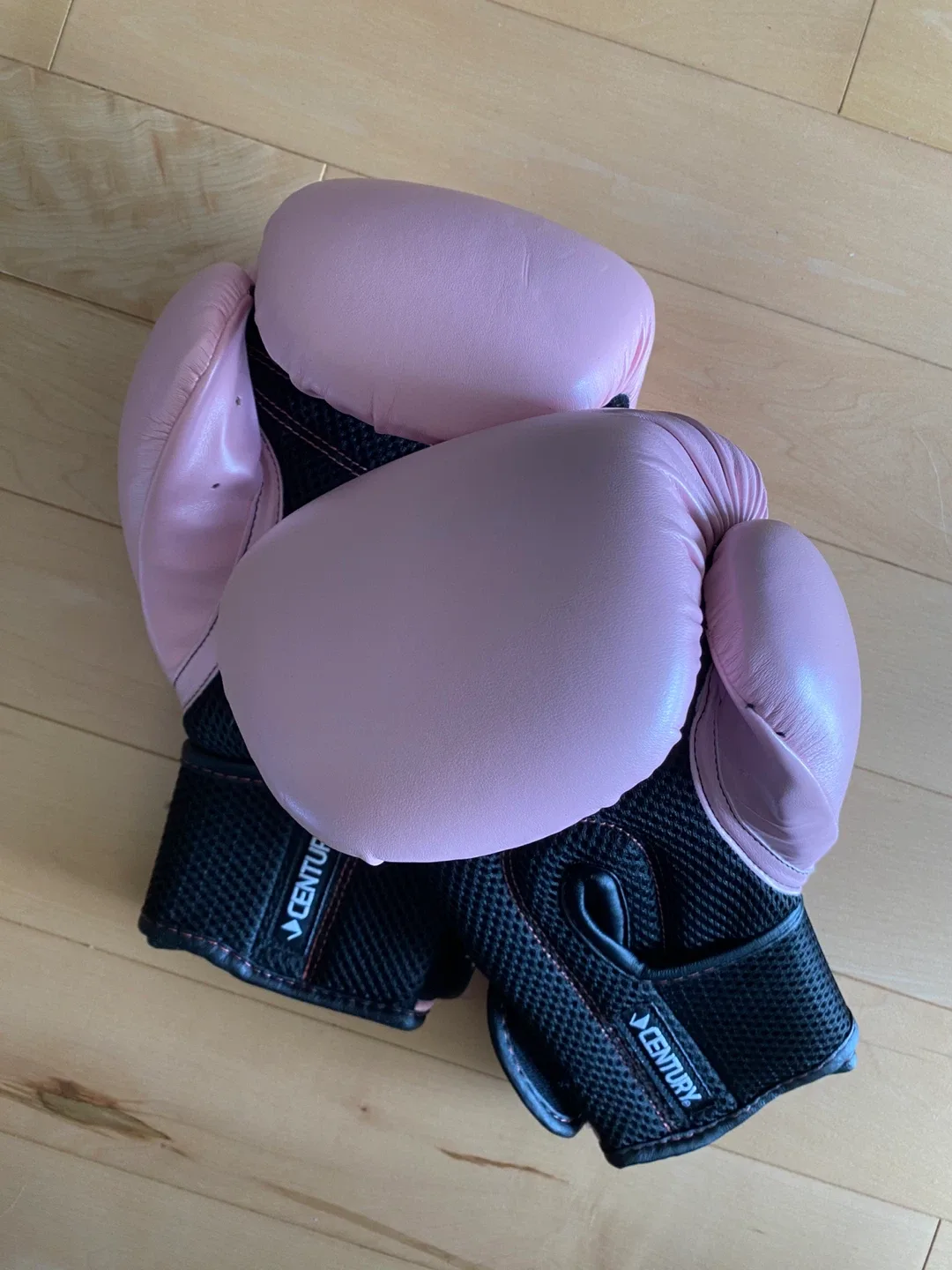 Century Pink Boxing Gloves image indicator(5)