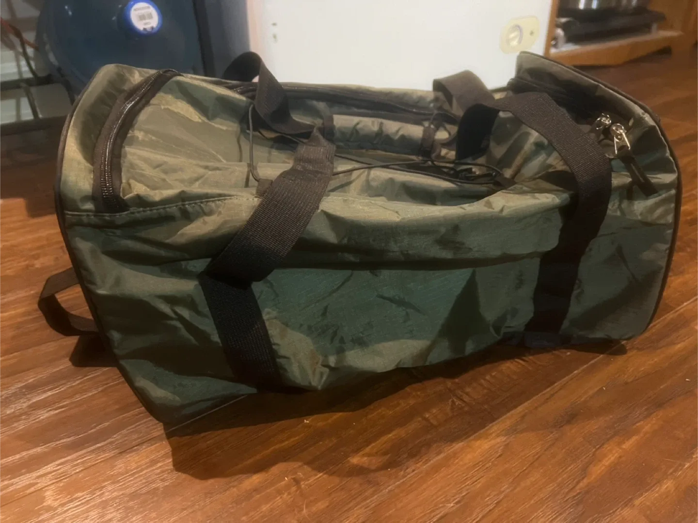 21” Nylon Duffle Bag image indicator(2)