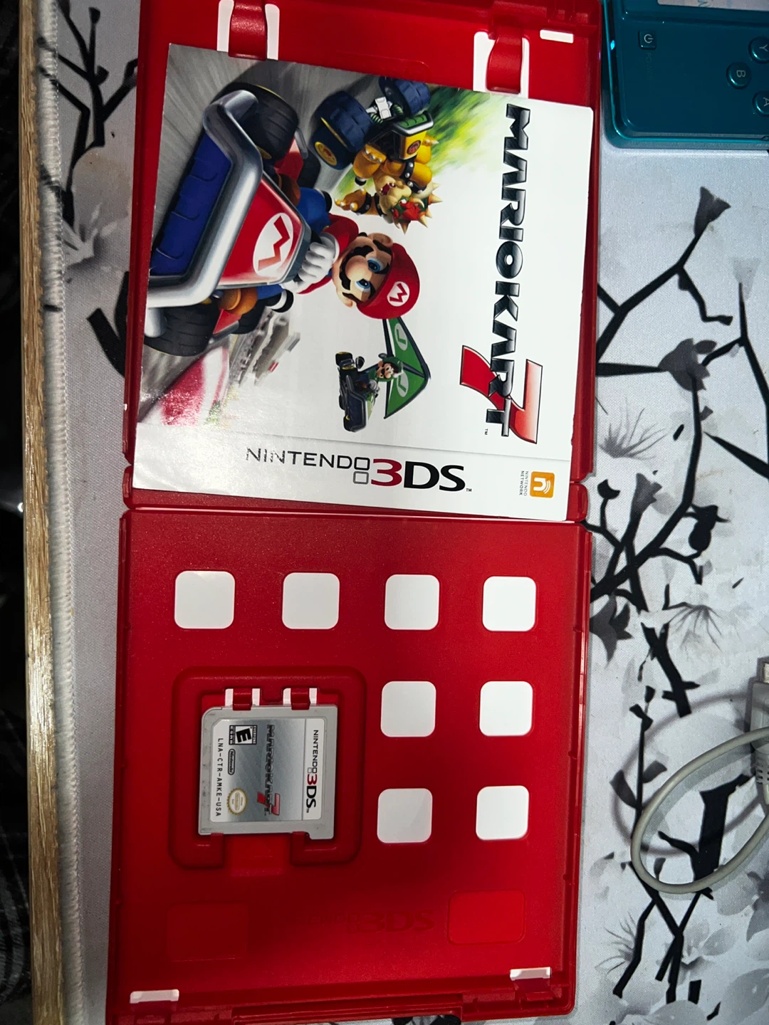 Nintendo 3DS with Mario Kart 7 & Super Smash Bros - photo 4