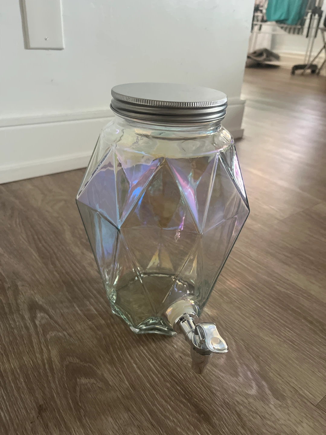 Glass Beverage Dispenser with Spigot