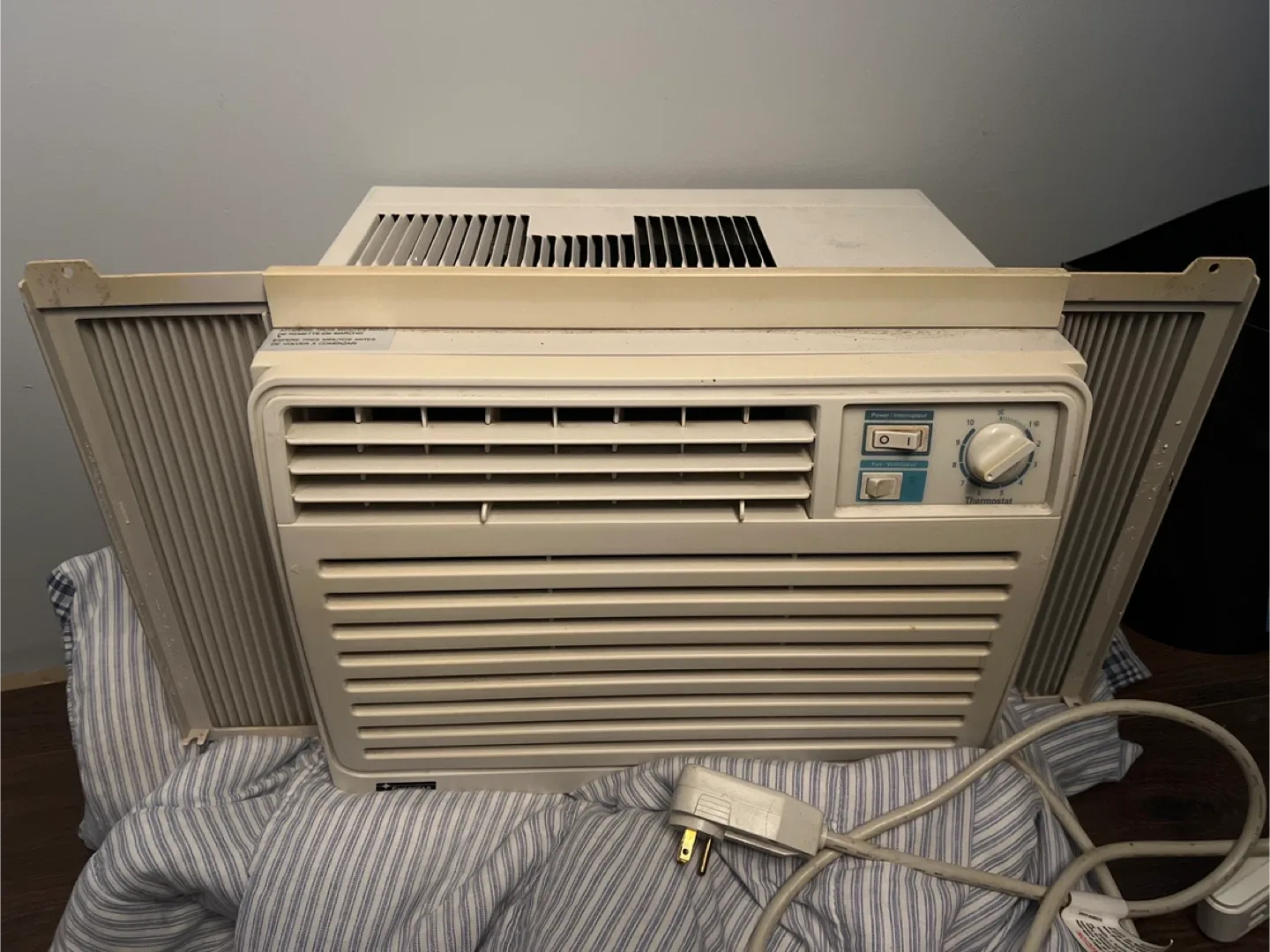 Window Air Conditioner image indicator(2)