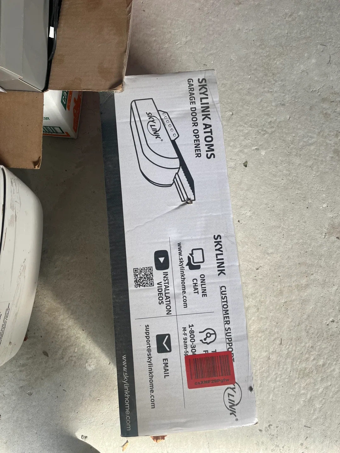 Skylink Atoms Garage Door Opener - New in Box! image indicator(4)