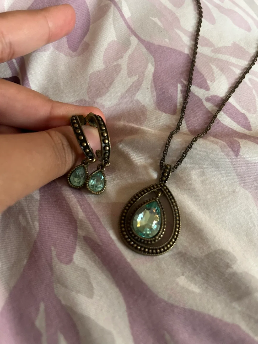 Forest Inspired Necklace and Earring Set - Bronze Tone image indicator(2)