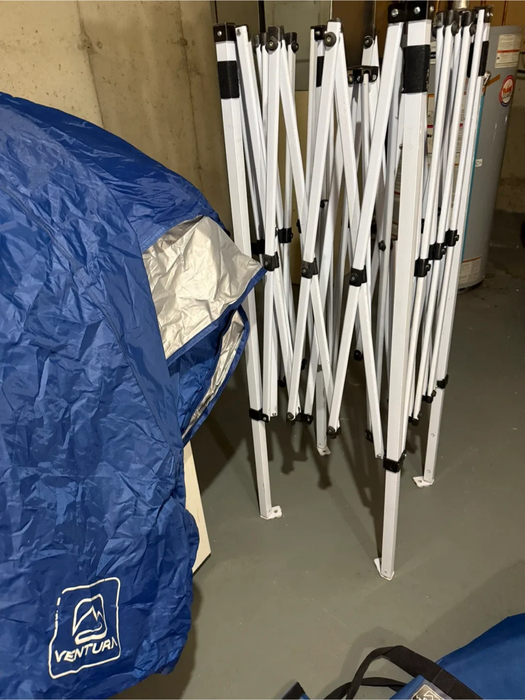 Ventura 9’x9’ light weight popup gazebo image indicator(5)