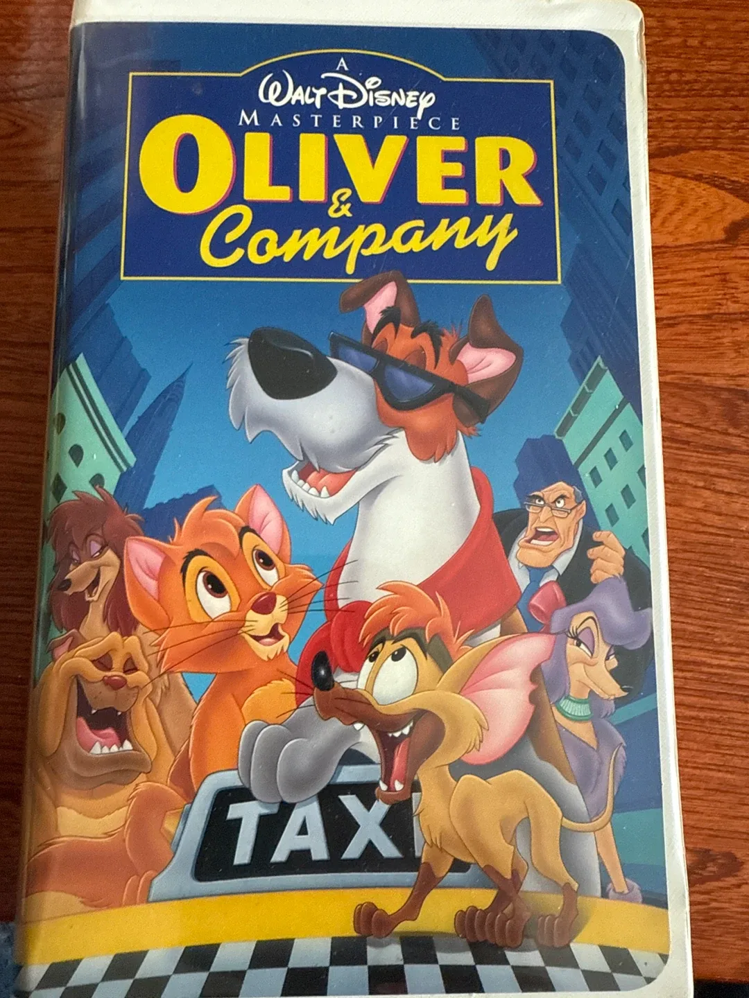 Walt Disney's Oliver & Company VHS Tape