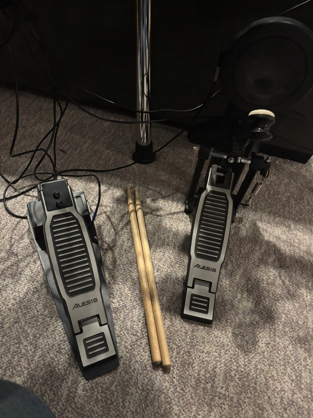 Alesis Forge Eight-Piece Electronic Drum Kit - photo 3