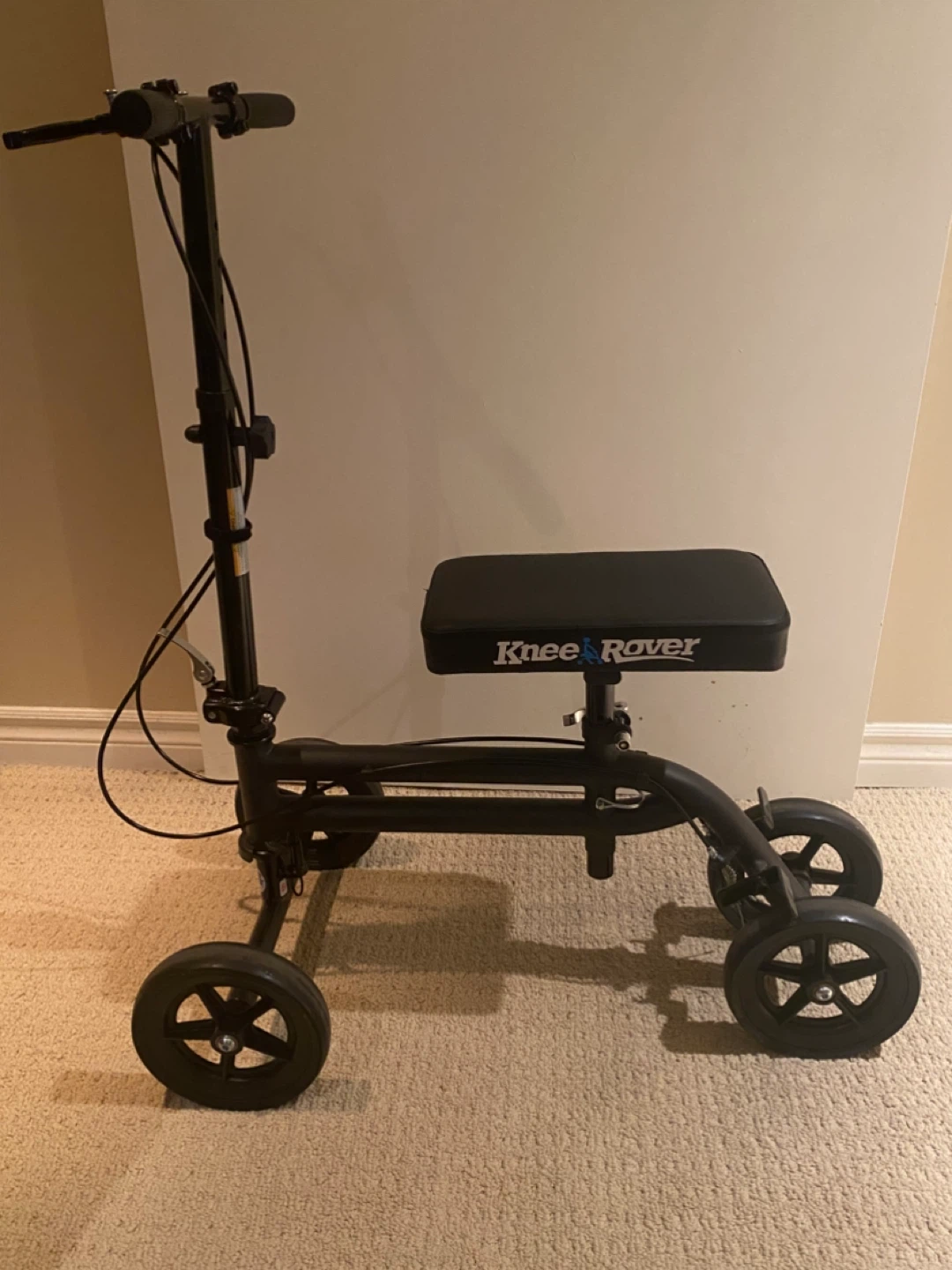 KneeRover Knee Scooter