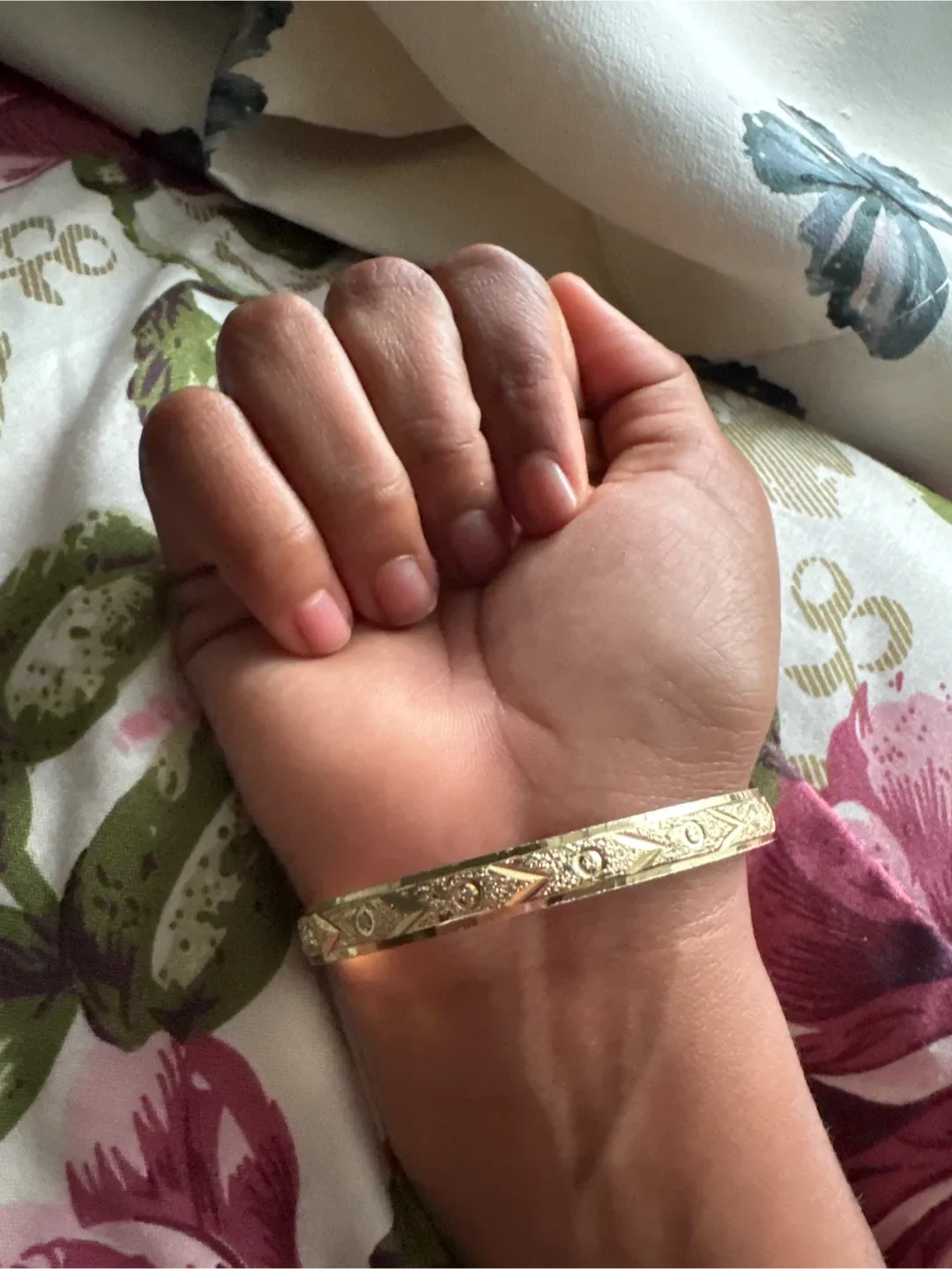 Gold Bangle Bracelet thumbnail