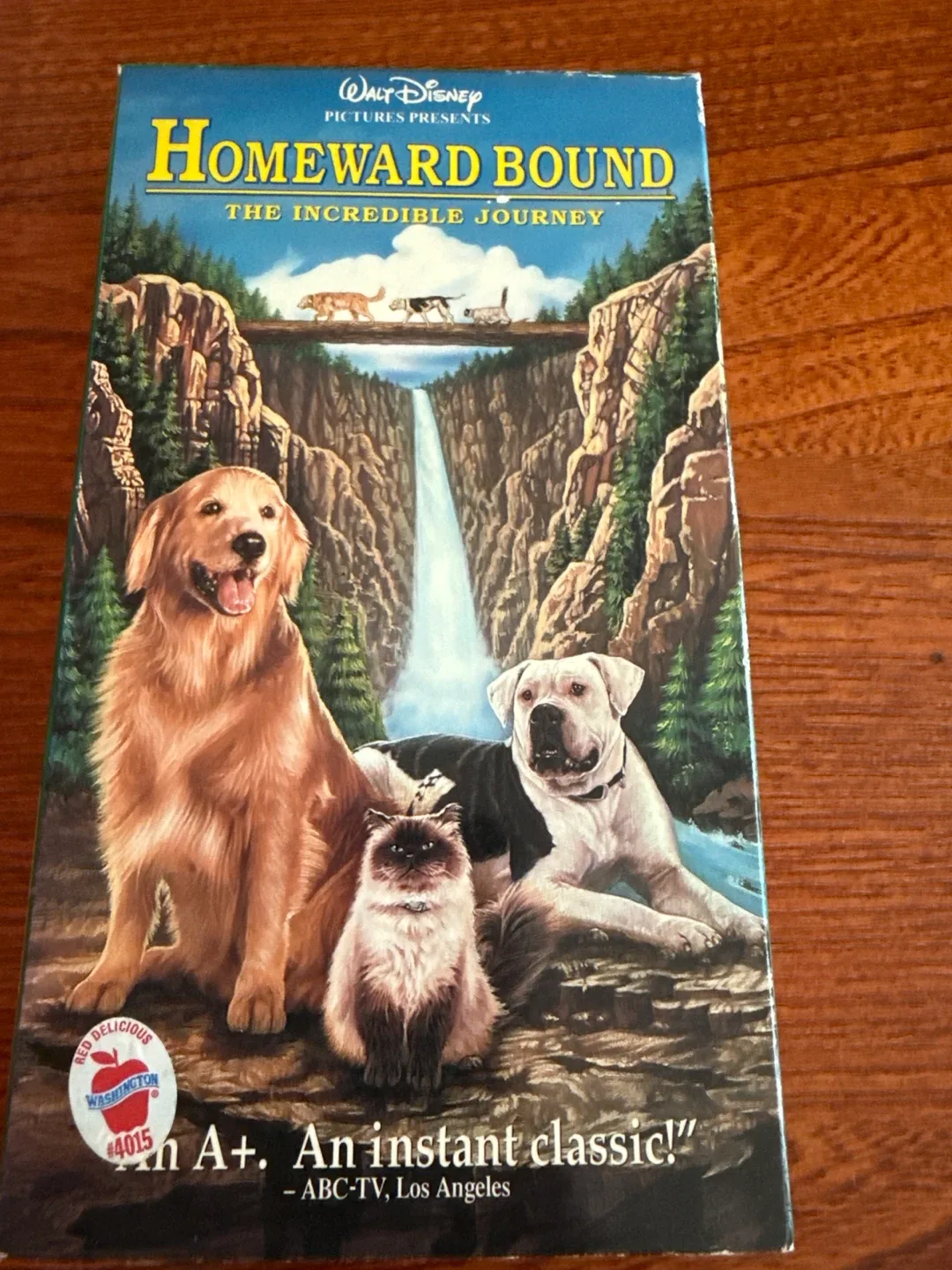 Homeward Bound: The Incredible Journey VHS Tape