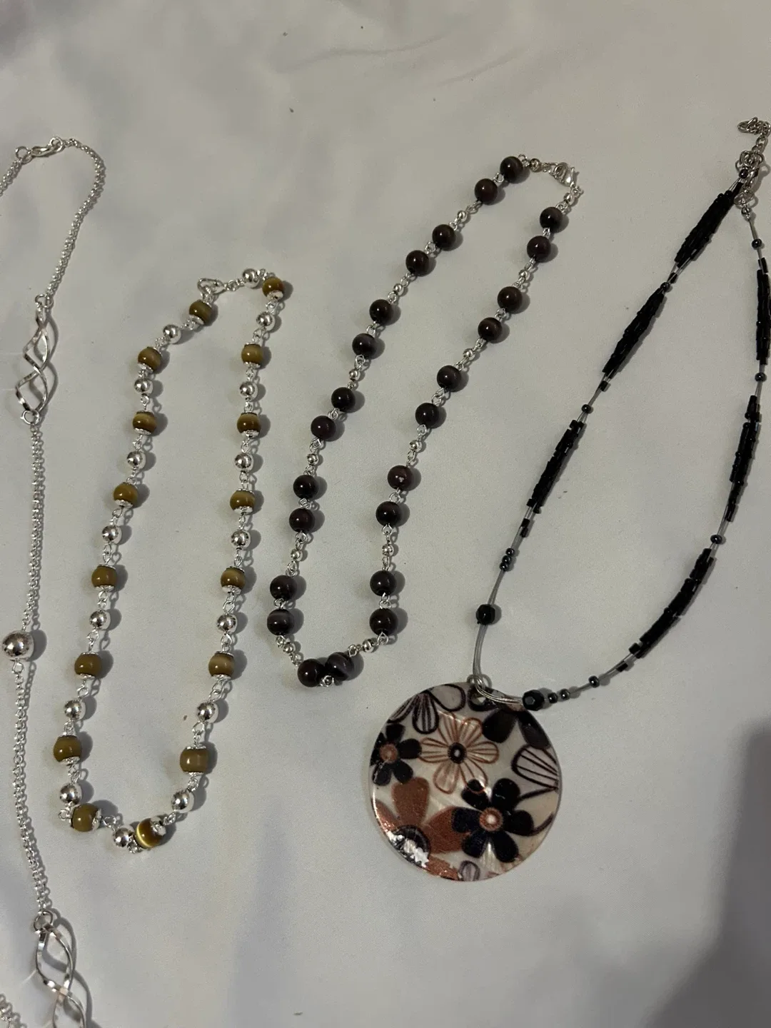 Assorted Fashion Necklaces - Bundle of 6 image indicator(2)