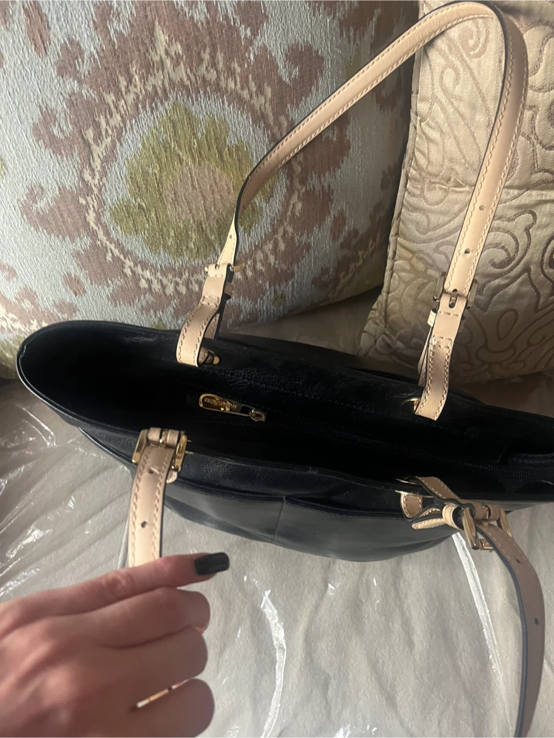 Michael kors Black leather classic HandBag - photo 3