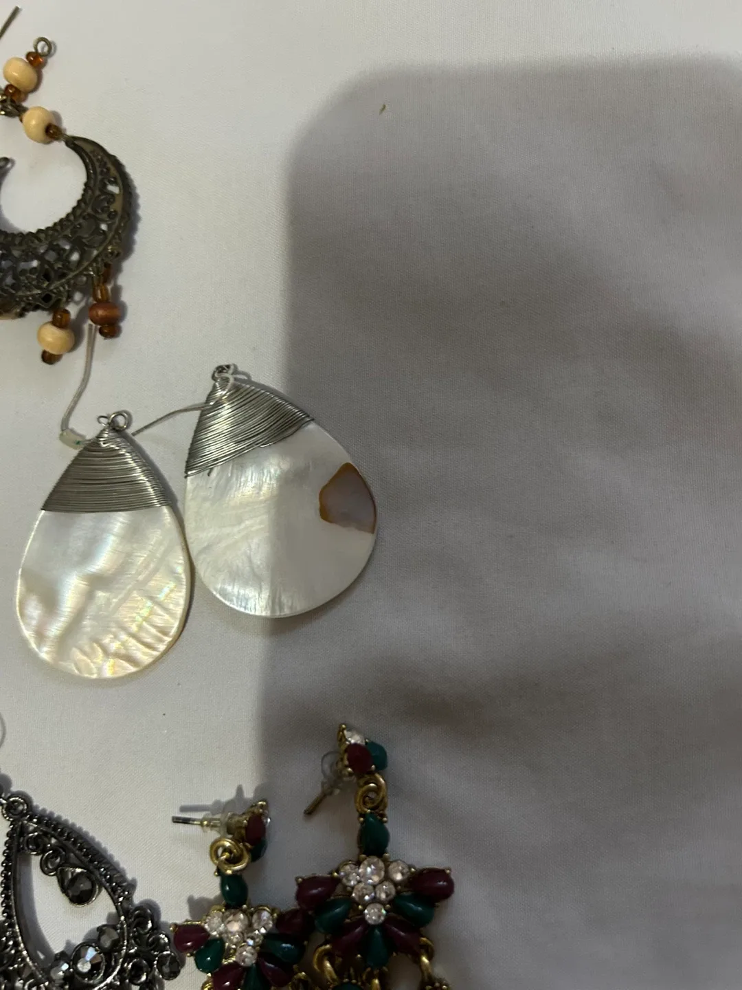 Assorted Fashion  Earrings - Lot of 8 pairs image indicator(3)