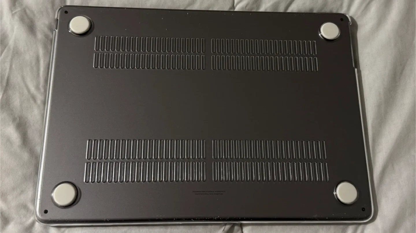 MacBook Air 13-inch image indicator(4)