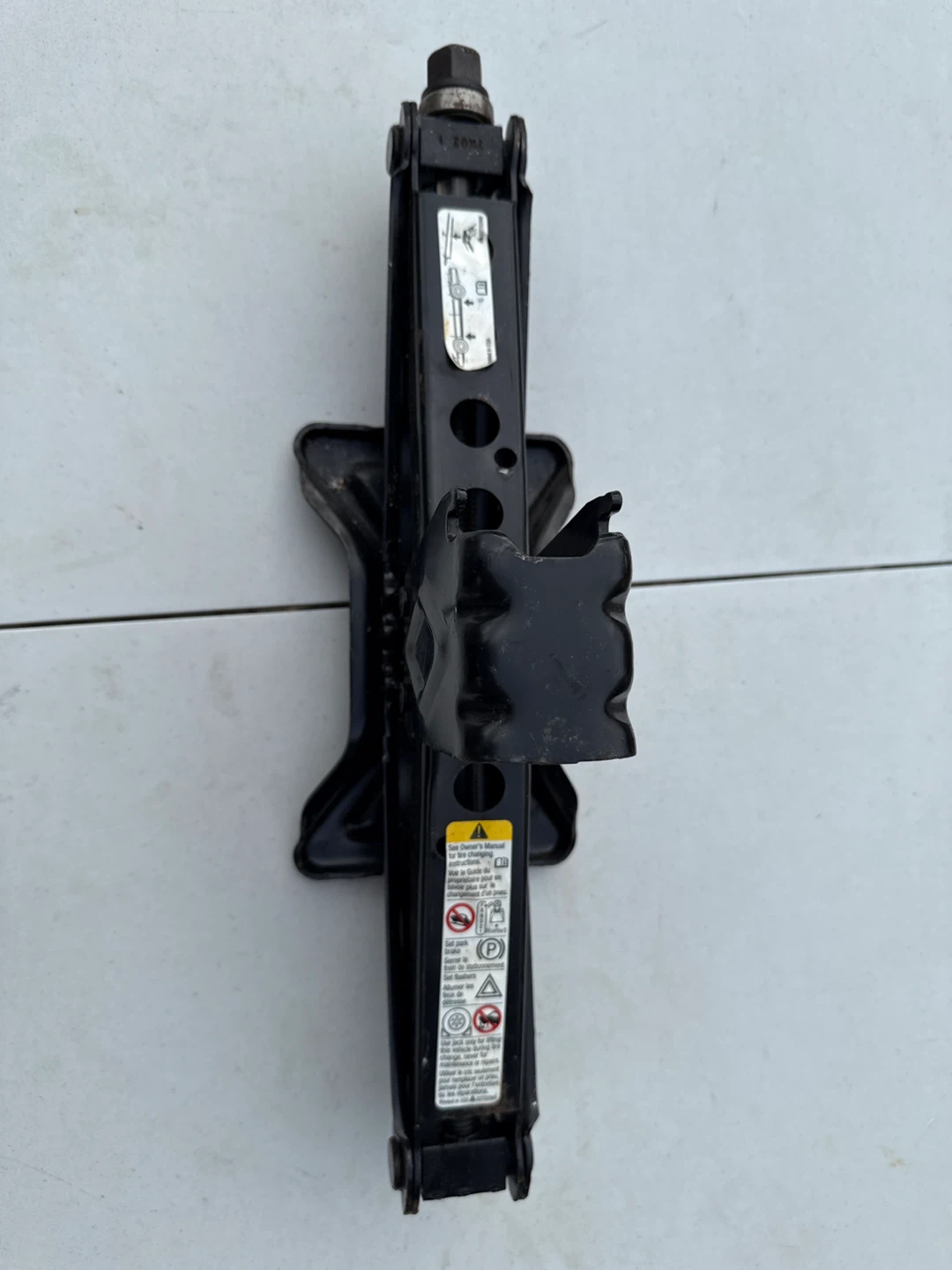 Black Scissor Jack - photo 3