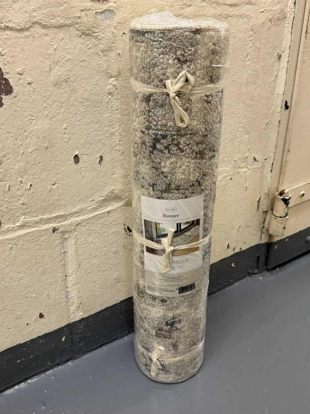 Threshold Pattern Runner Rug image indicator(2)