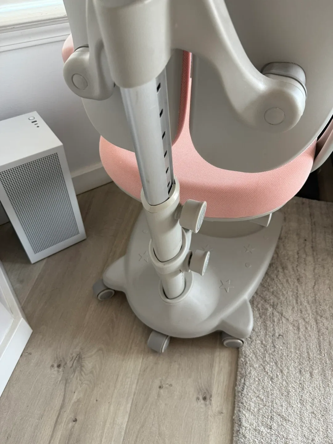 Kids Ergonomics Desk Chair - Pink image indicator(3)