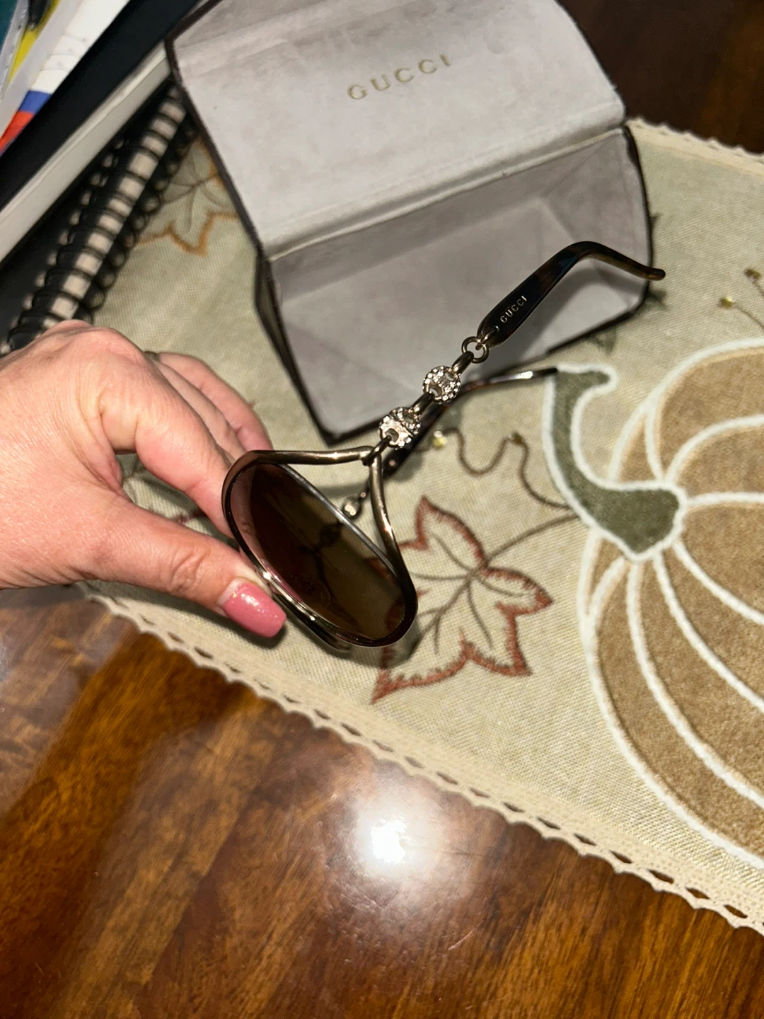 Gucci Sunglasses with Case - photo 5