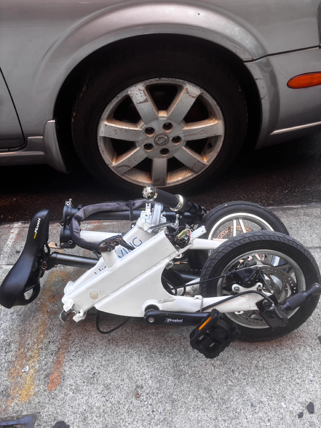 SMALL Folding Bike (ebike, no battery)- Clean, Oiled - photo 2