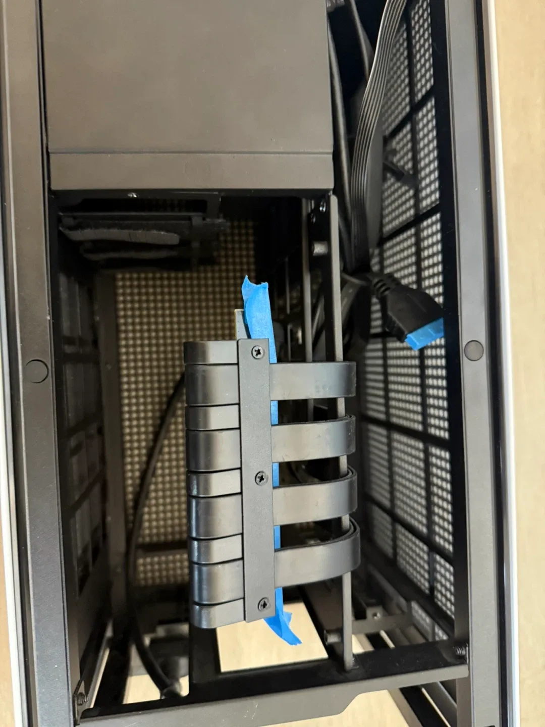 NZXT H1 V1 PC Case - Black/White image indicator(3)