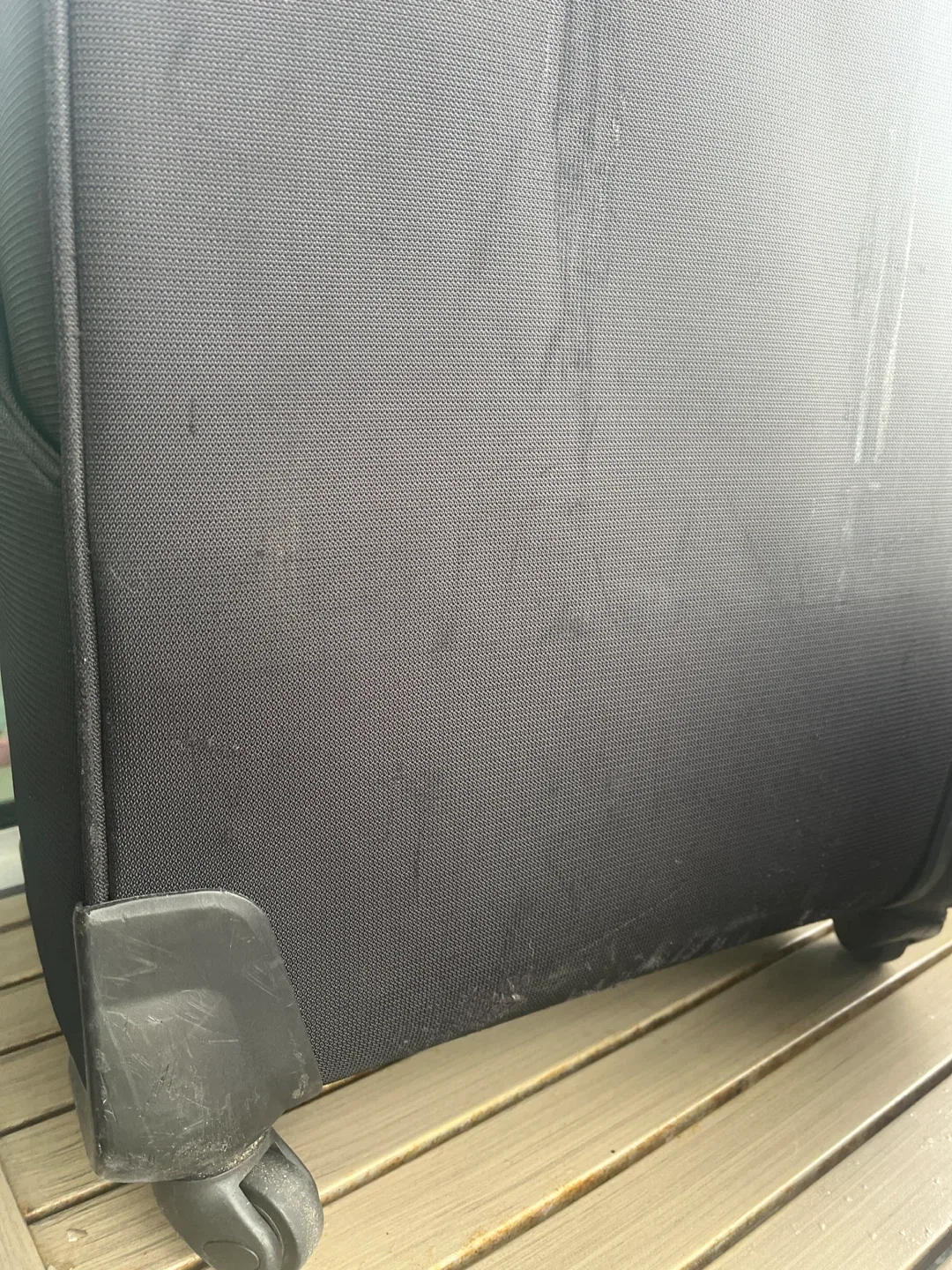 Samsonite Large Black Suitcase image indicator(3)