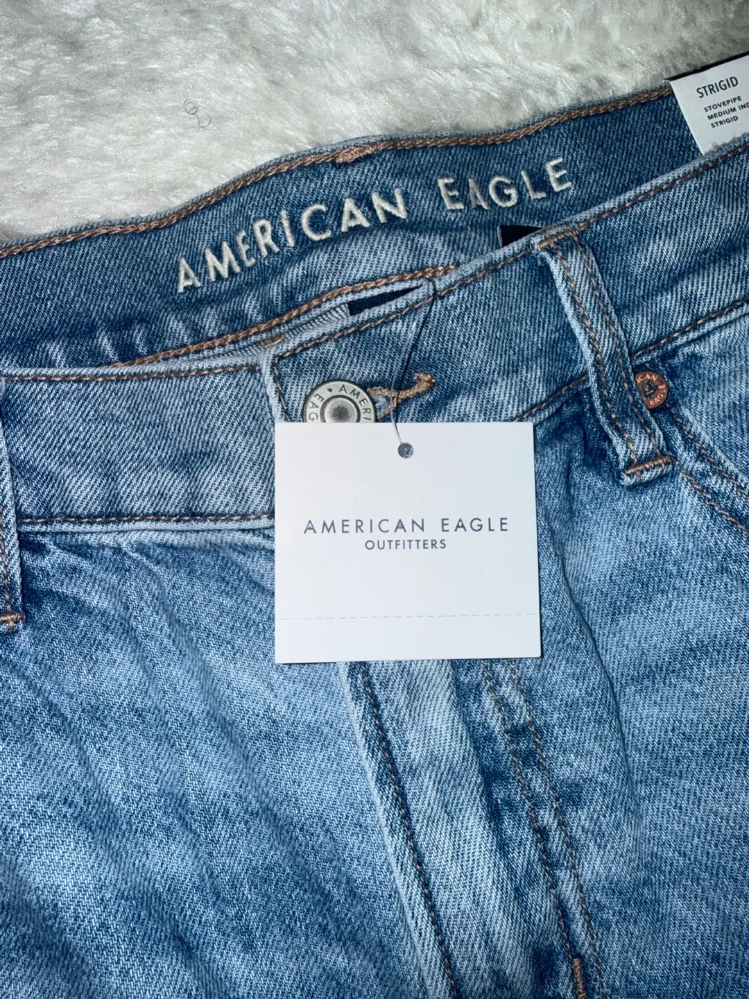 New American Eagle Strigid Jeans - Size 10 image indicator(3)