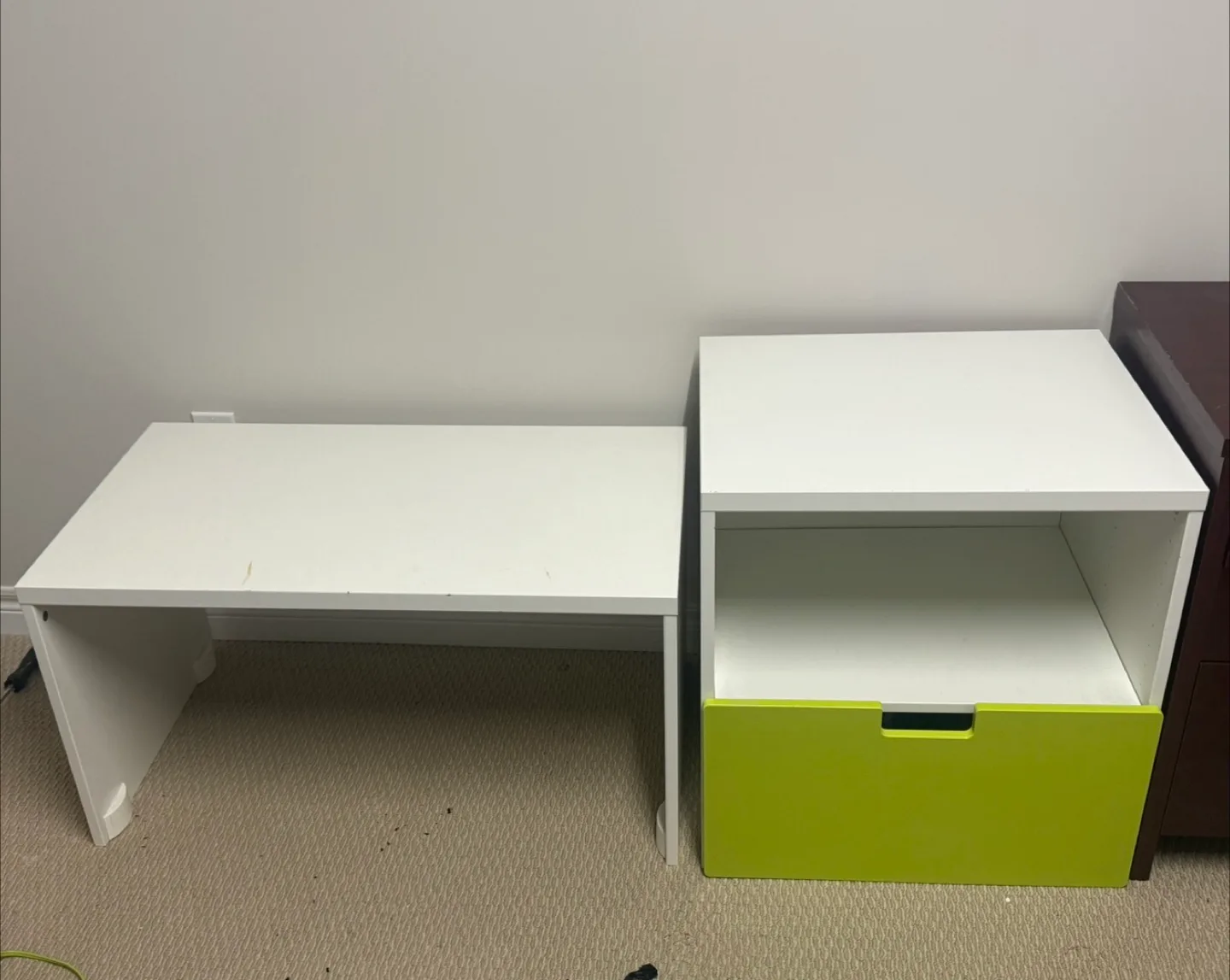 Kid play Desk with Green Drawer thumbnail