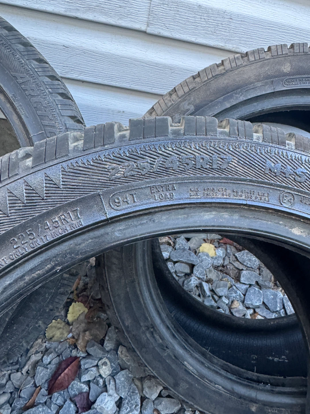 225/45R17 arctic claw winter tires - photo 3