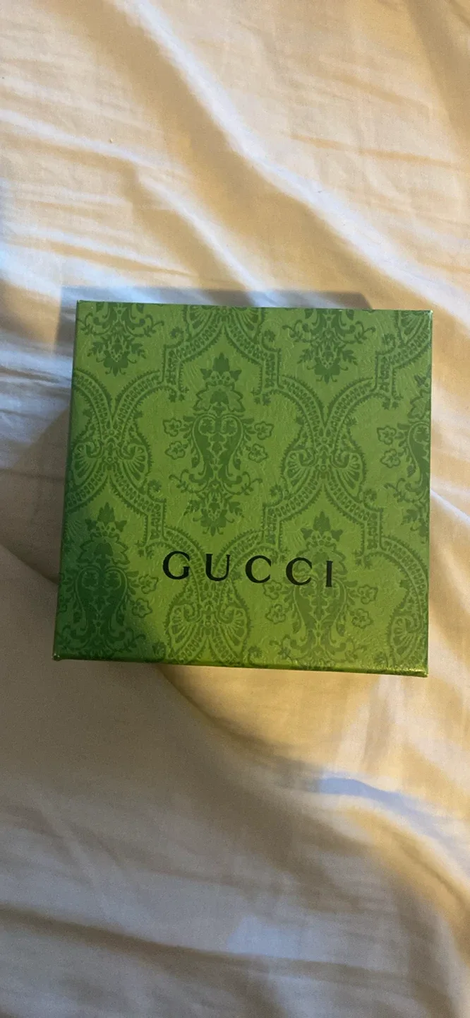 1 on 1 Gucci Belt with Box image indicator(2)