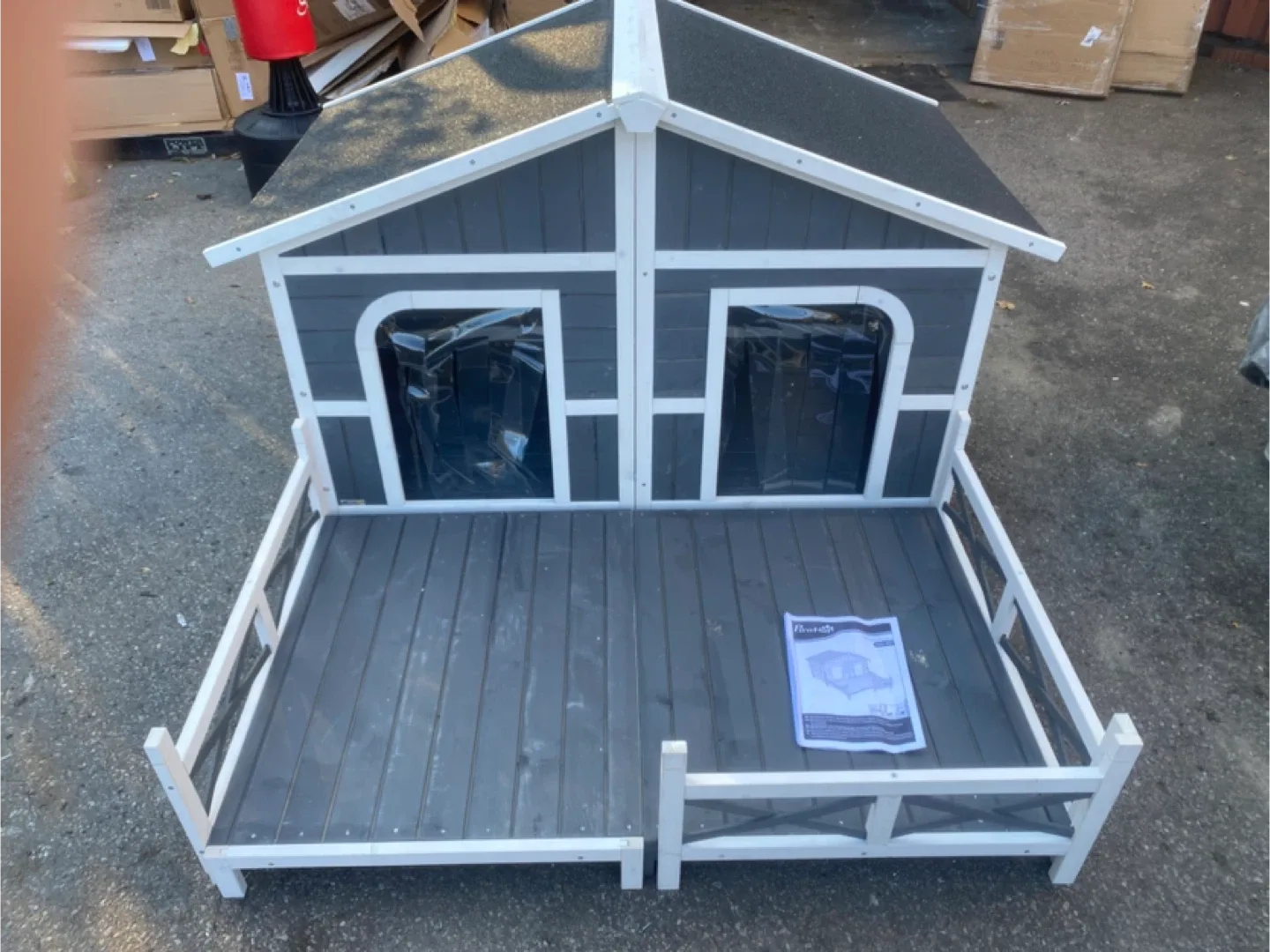 Dog House with Porch - Grey & White image indicator(4)