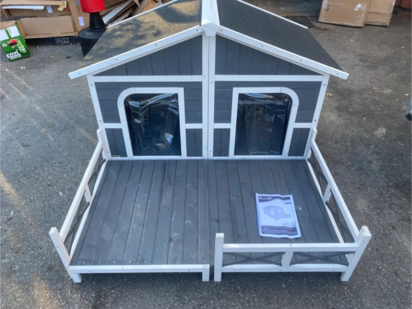 Dog House with Porch - Grey & White image indicator(5)