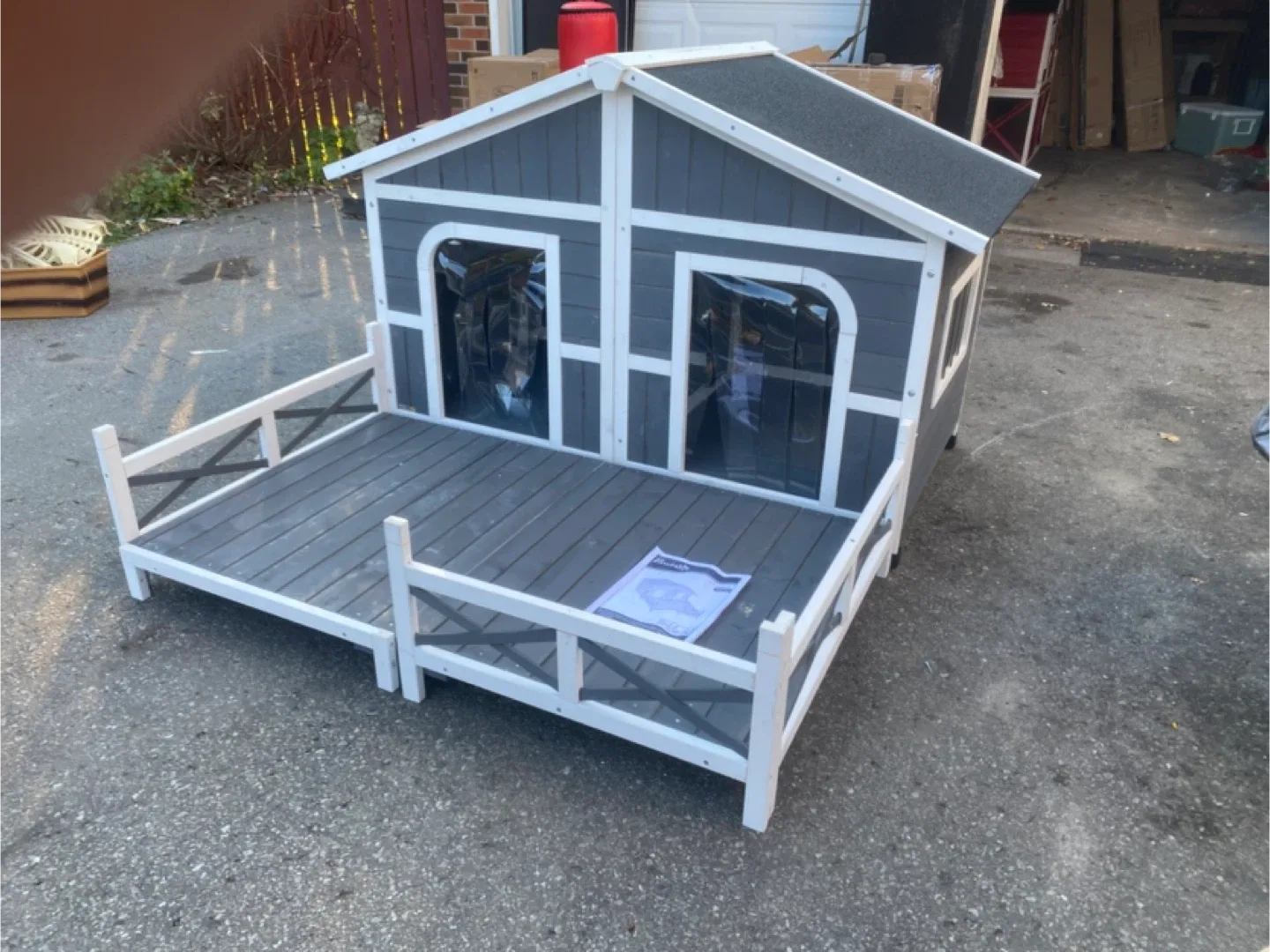 Dog House with Porch - Grey & White image indicator(2)