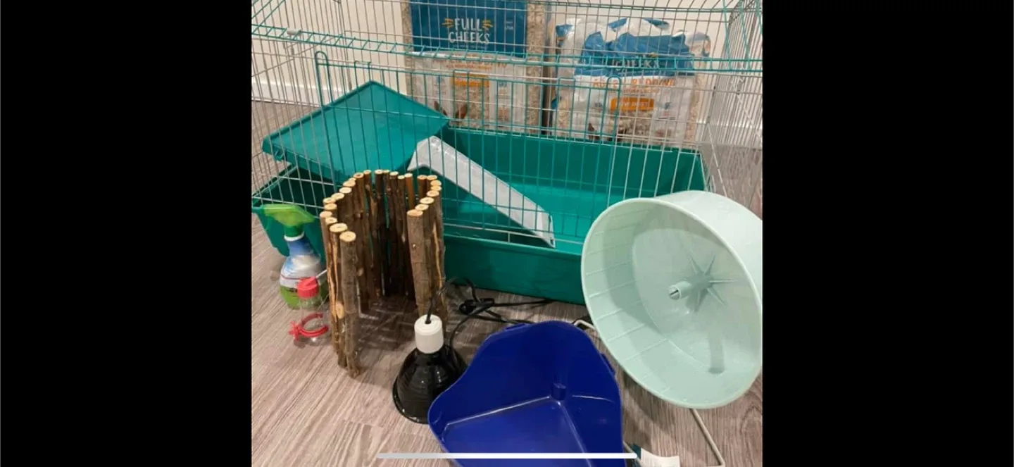 Hamster Cage & Accessories image indicator(2)