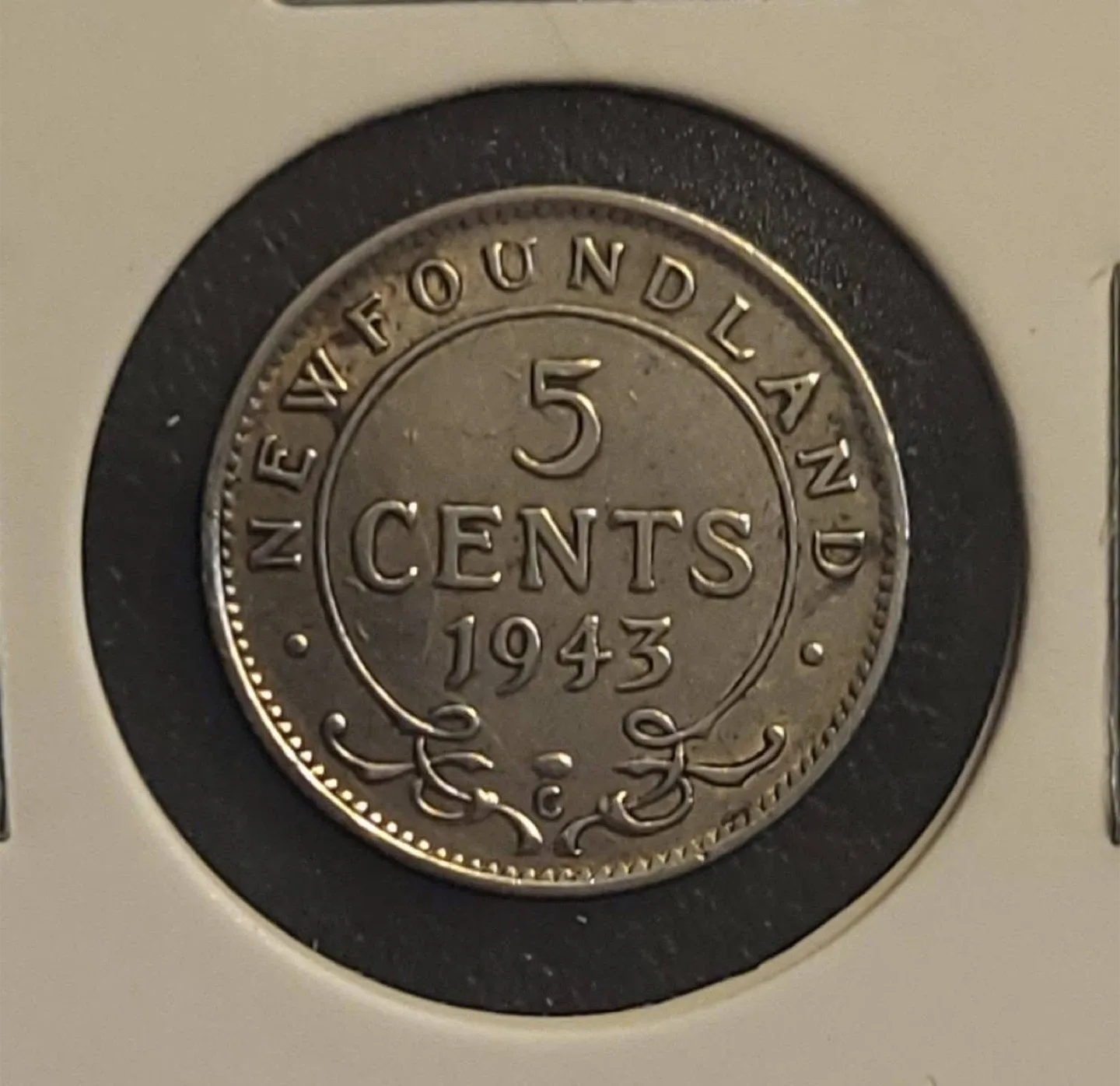 WW-2 Silver 1943 Newfoundland 5 Cents Coin image indicator(3)