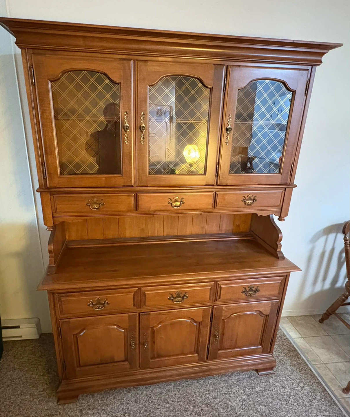 Maple Wooden Hutch with Glass Cabinets