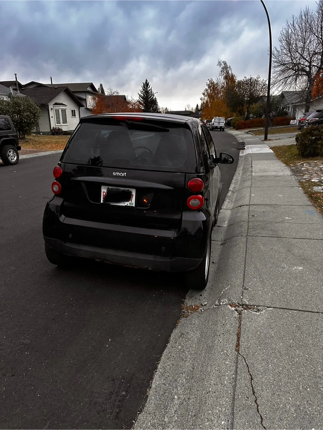 Black Smart Fortwo Coupe image indicator(8)