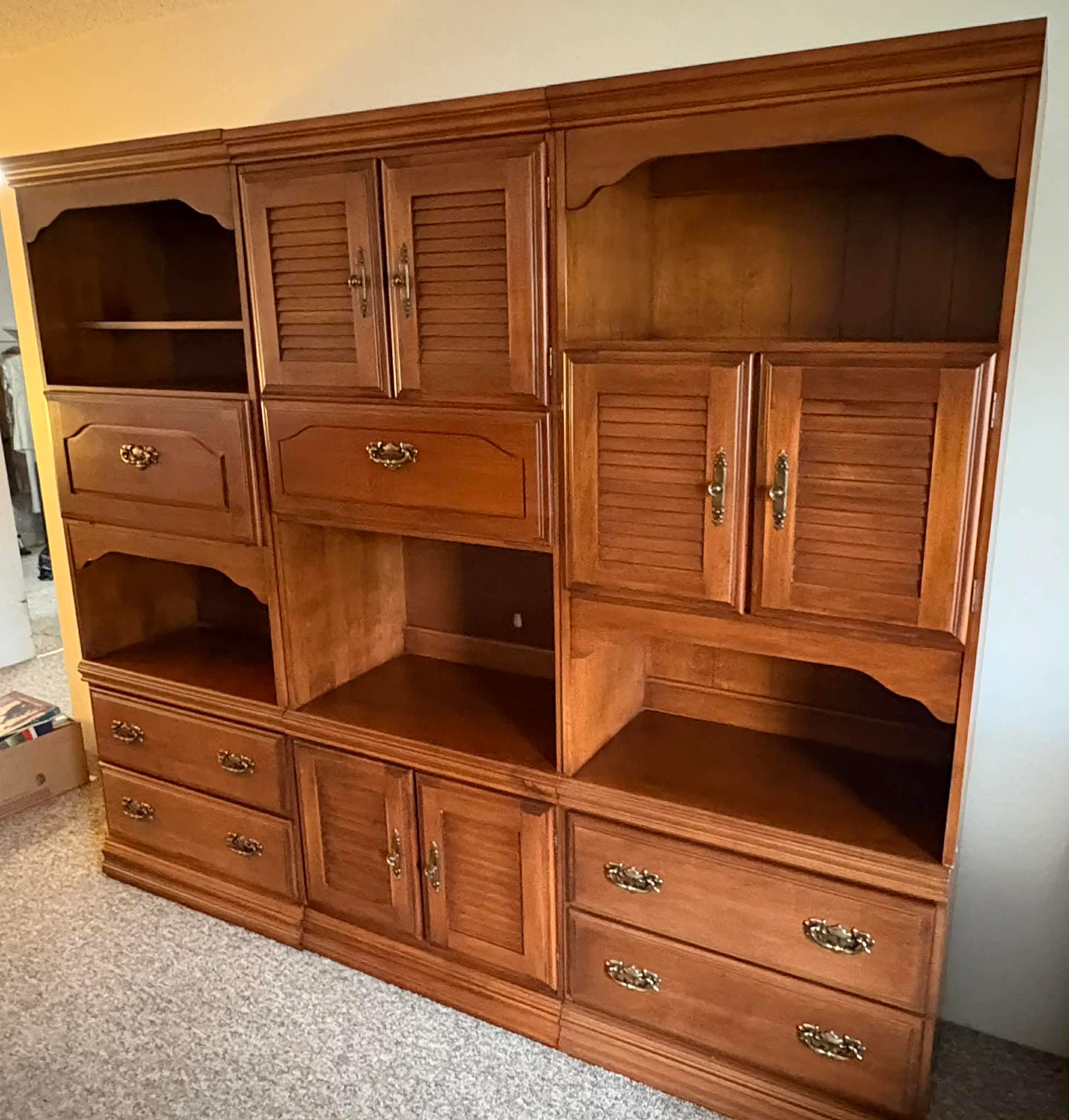 Large Wooden Wall Unit/Entertainment Centre - photo 3