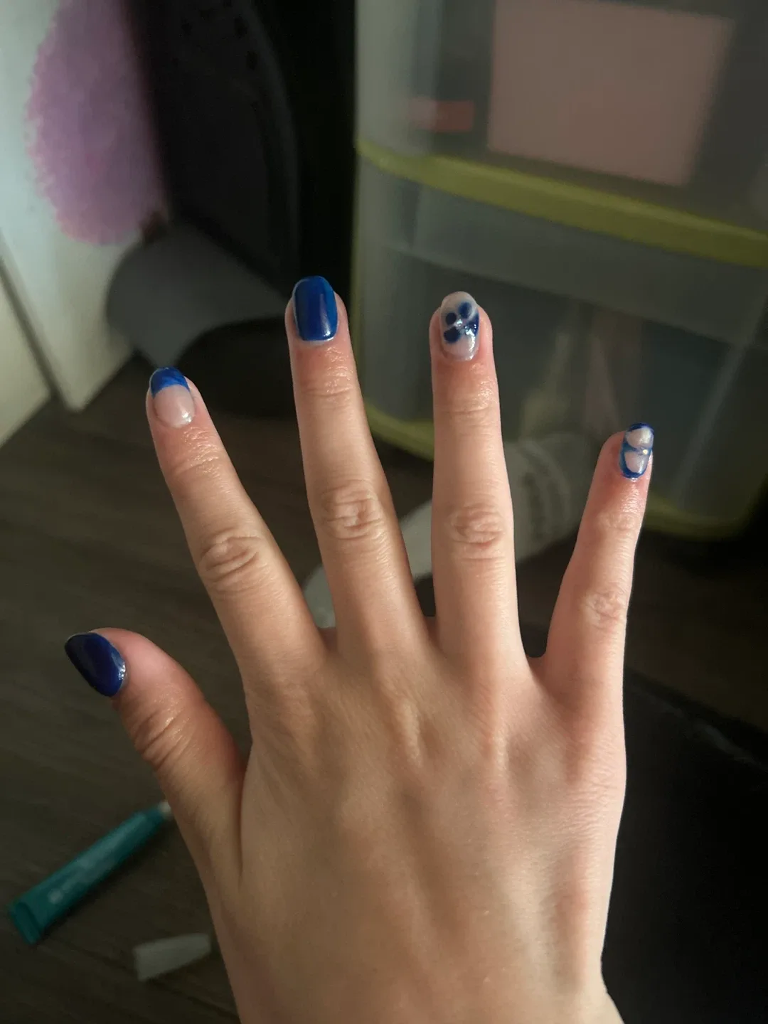 Nails! image indicator(2)