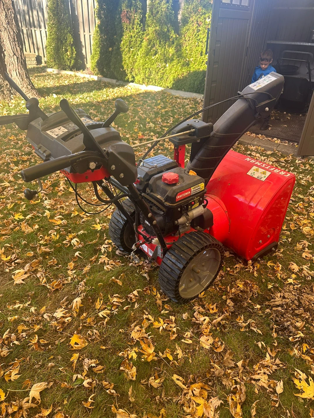 CRAFTSMAN 24” Gas Snow Blower - photo 2
