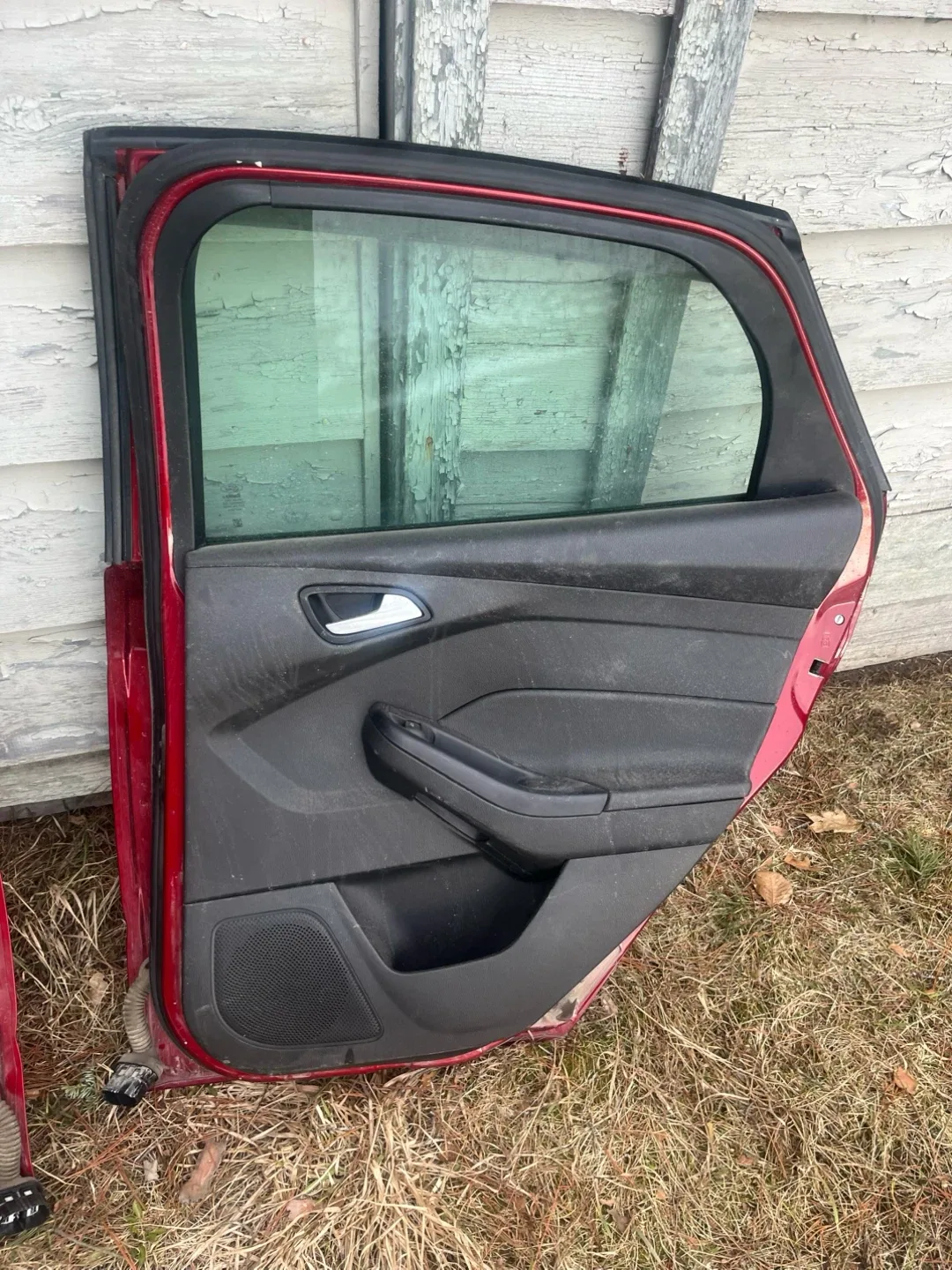 2012 Ford Focus Red Car Door image indicator(3)